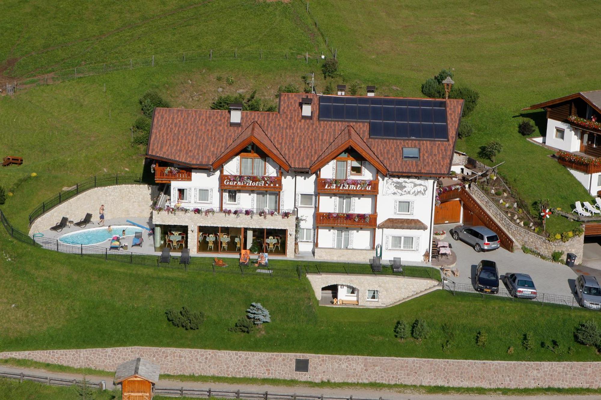 Garni La Tambra Otel Selva di Val Gardena Dış mekan fotoğraf