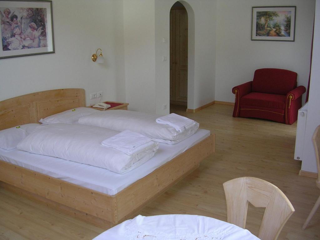 Garni La Tambra Otel Selva di Val Gardena Oda fotoğraf